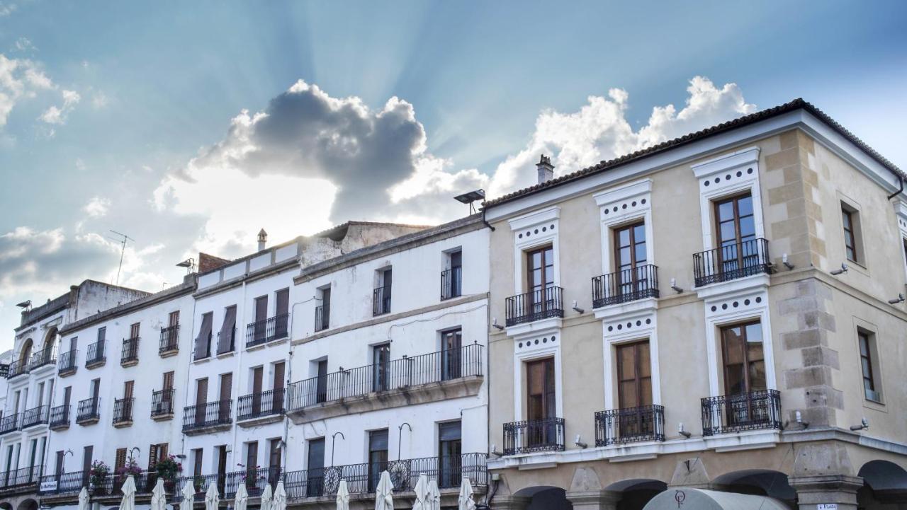 Apartamentos Soho Boutique Plaza Mayor Касерес Екстер'єр фото